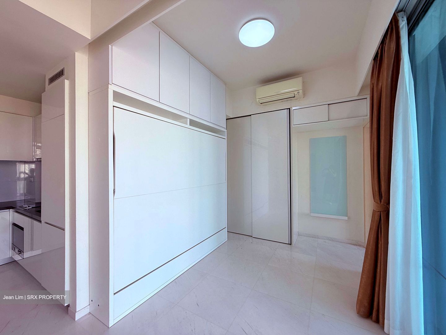 Lincoln Suites (D11), Condominium #451835181